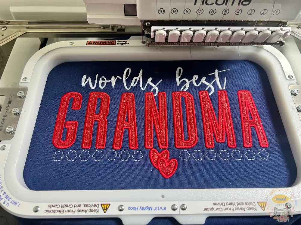 Custom ’World’s Best Grandma’ Embroidered Shirt Sweatshirt